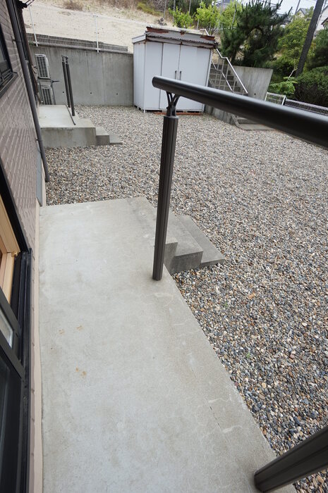 バルコニー　テラス