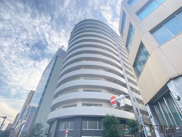 大阪市浪速区敷津西のマンションの建物外観