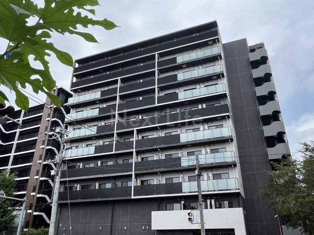 横浜市南区宮元町のマンションの建物外観