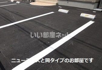 【ウィステリア　Ｍ　Iの駐車場】