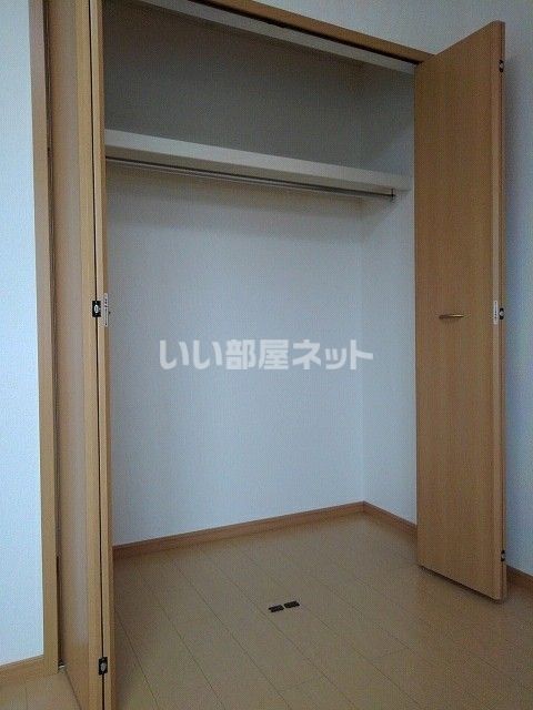 【津市河芸町中別保のアパートの収納】