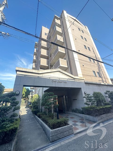 【大阪市東住吉区北田辺のマンションの建物外観】