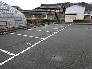 【レオパレスＫＥＴＳの駐車場】