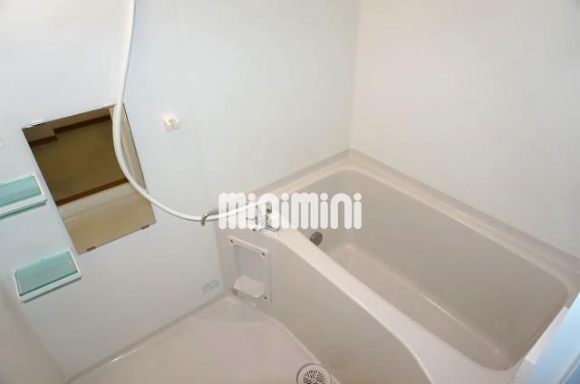 バス・シャワールーム　バス、トイレ別です。