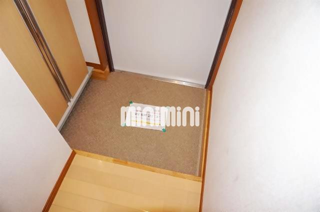 玄関　玄関です。