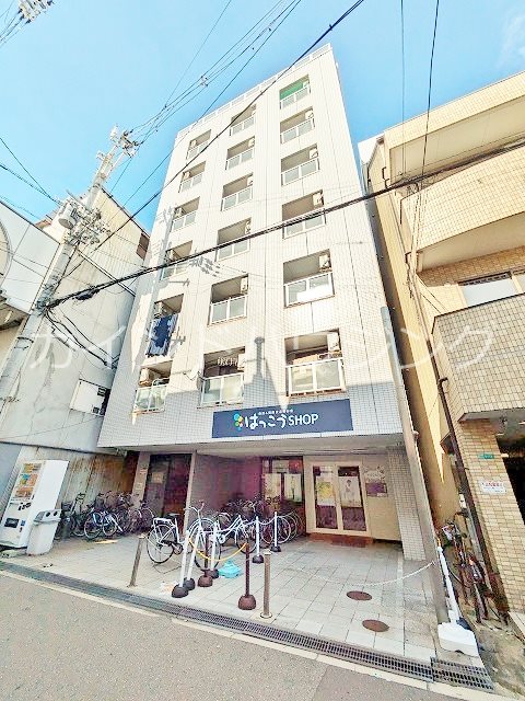 【レナジア中加賀屋の建物外観】