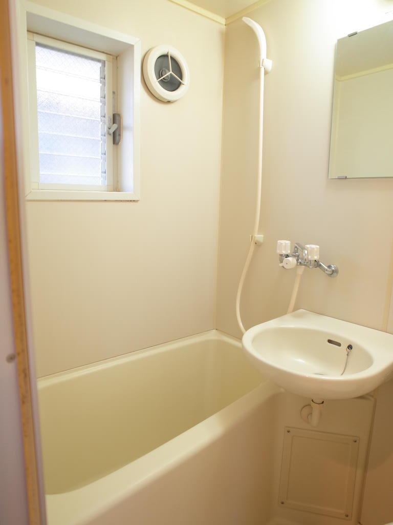 バス・シャワールーム　バス