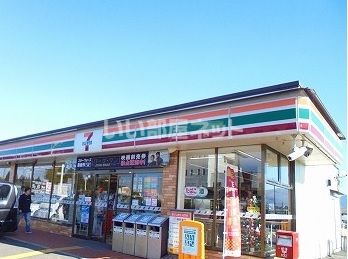 コンビニ　セブンイレブン 天理庵治町店（コンビニ）まで2060m