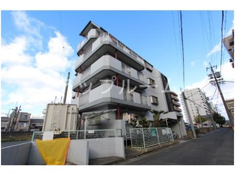 春日井市上条町のマンションの建物外観