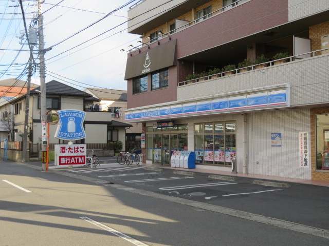 【川崎市中原区新城のマンションのコンビニ】