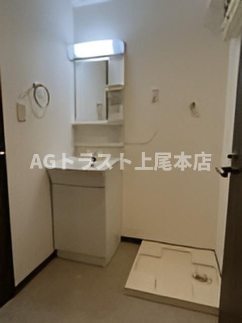 【上尾市宮本町のマンションの洗面設備】