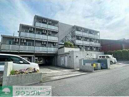 八王子市めじろ台のマンションの建物外観