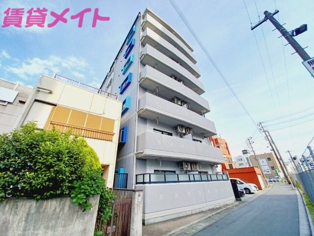 三重県津市羽所町（マンション）の賃貸物件の外観