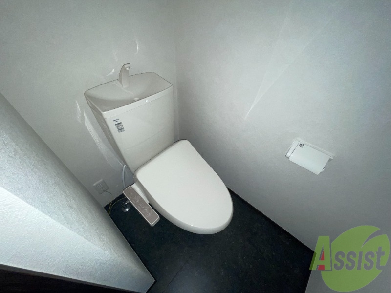 トイレ　トイレは温水洗浄便座が付いていて嬉しいですね。
