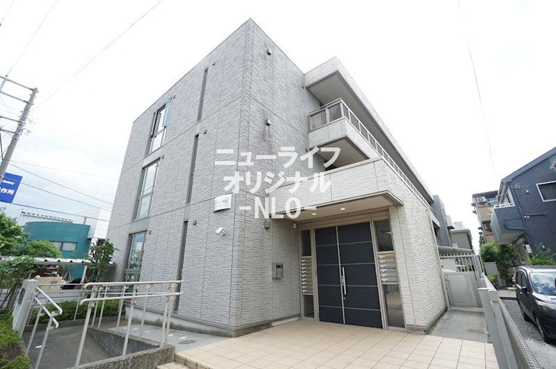 建物外観　積水ハウス施工の賃貸住宅「シャーメゾン」