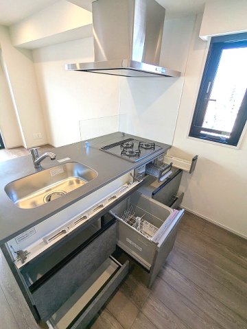 キッチン　窓からスカイツリー隅田川花火見えます、食器洗浄乾燥機付き、ガ