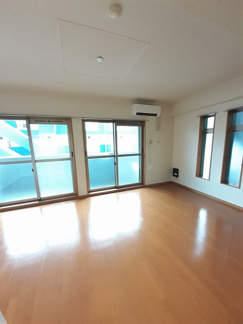 居室・リビング　広々LDK13.5帖