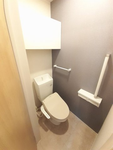 トイレ　コンパクトで使いやすいトイレです