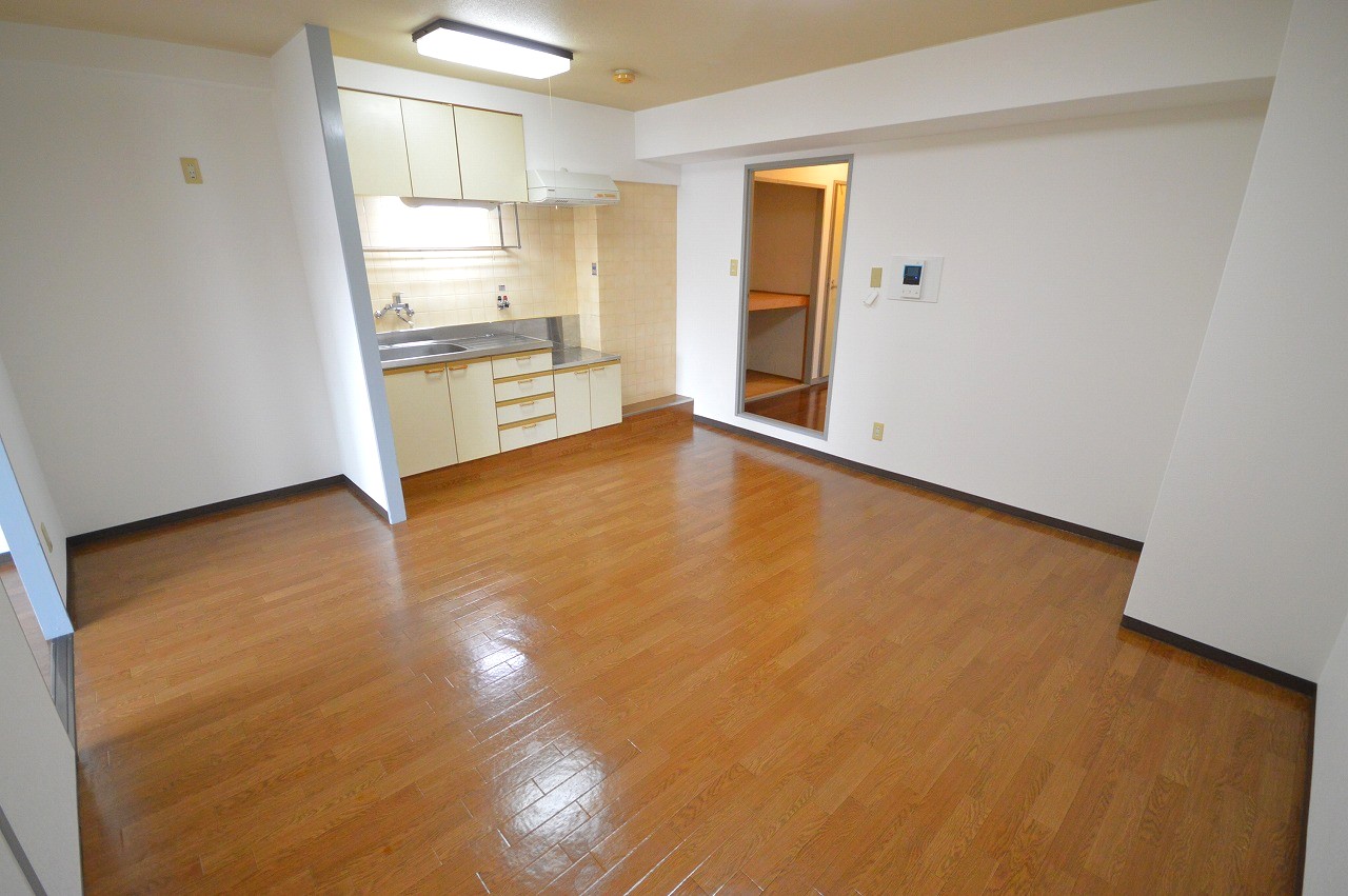 居室・リビング　広いリビング