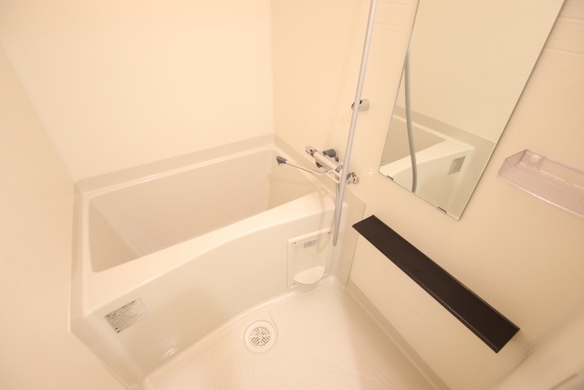 バス・シャワールーム　※別室の参考写真の為、現況優先です。