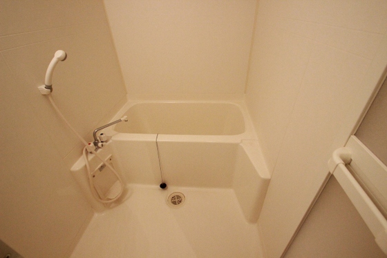 バス・シャワールーム　※他部屋の写真です。