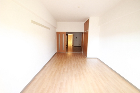 居室・リビング　※他部屋の写真です。