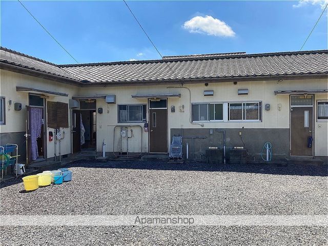 甲斐アパートの外観写真
