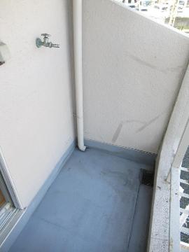 　バルコニー　洗濯機置場