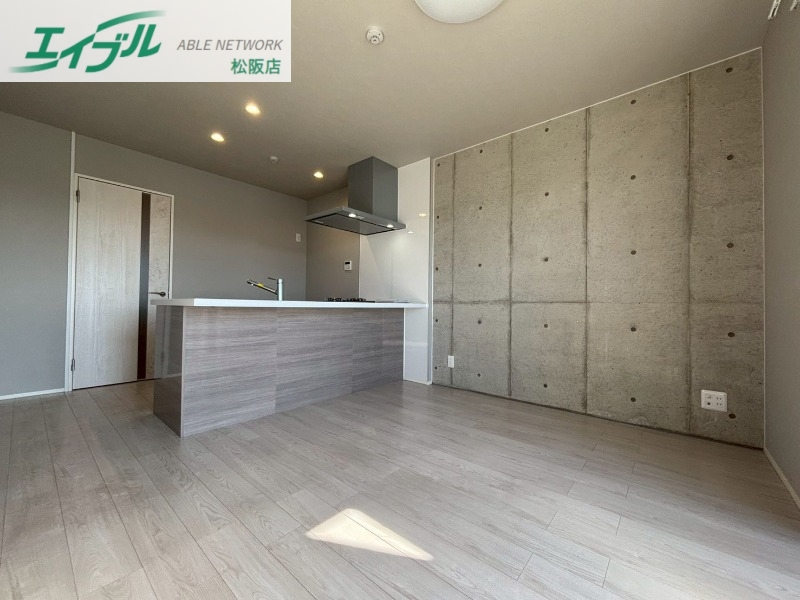 居室・リビング　同型反転タイプのお写真です