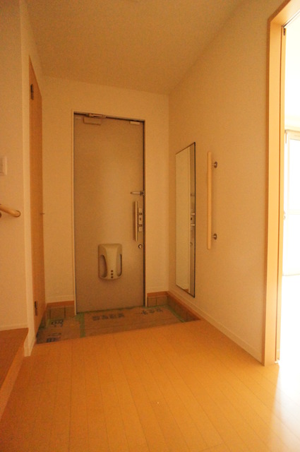 玄関　広めの玄関