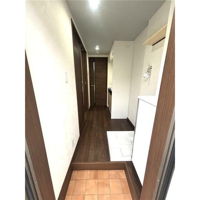 玄関　建築中の為、参考写真です