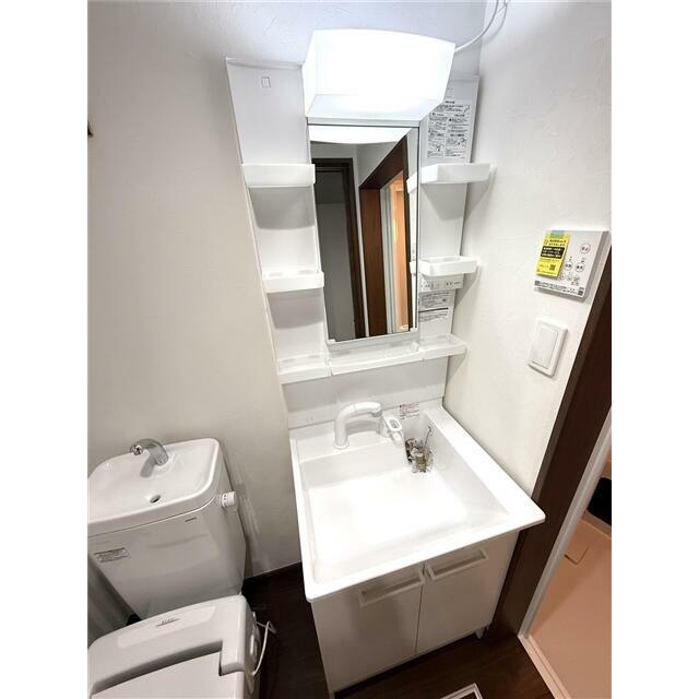 洗面設備　建築中の為、参考写真です