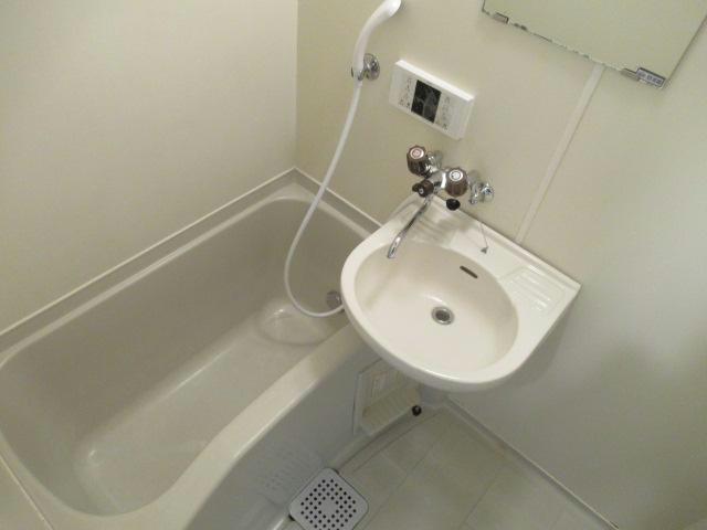 バス・シャワールーム　浴室