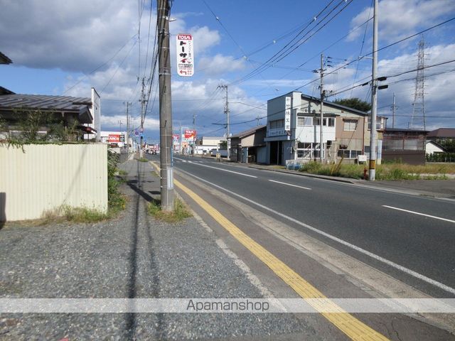 その他　周辺道路（その他）まで0m