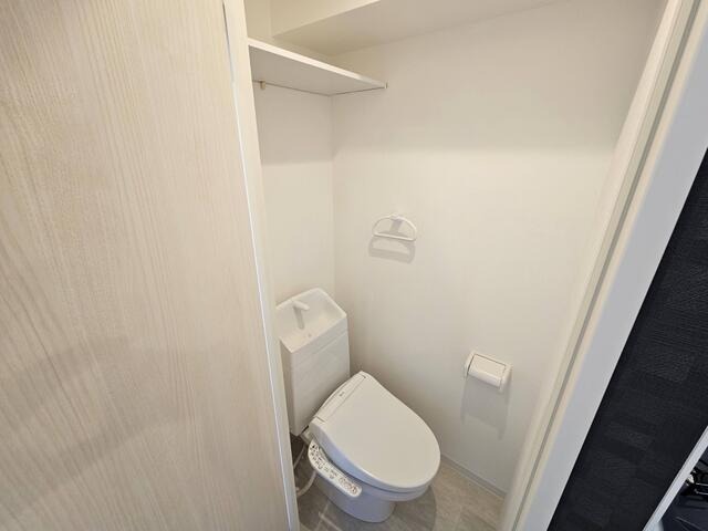 トイレ　同施工物件の参考写真です