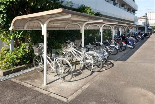 駐車場　駐輪場