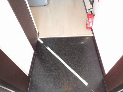 玄関　現状優先