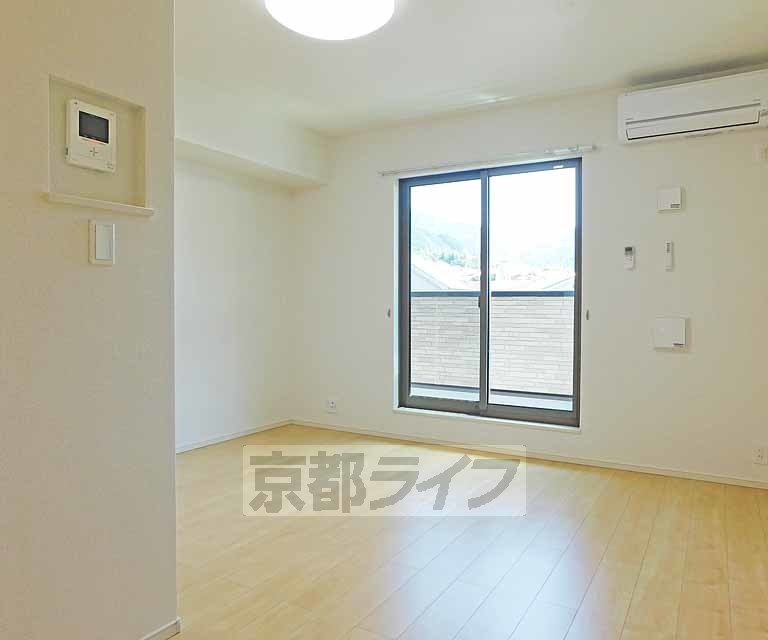 居室・リビング　明っるいです！