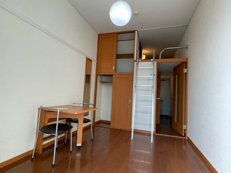 居室・リビング　前回募集時の画像です