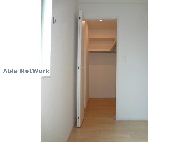 収納　同棟別部屋写真