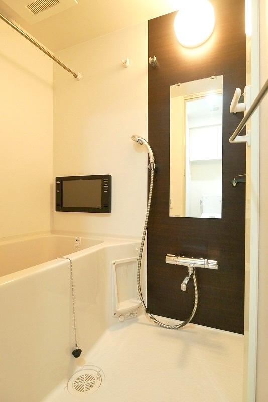 バス・シャワールーム　風呂