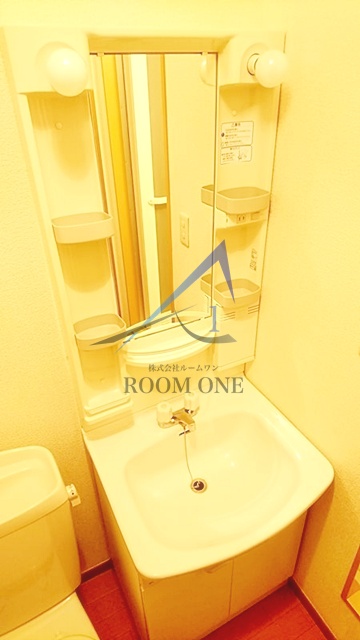 洗面設備　洗面台です。