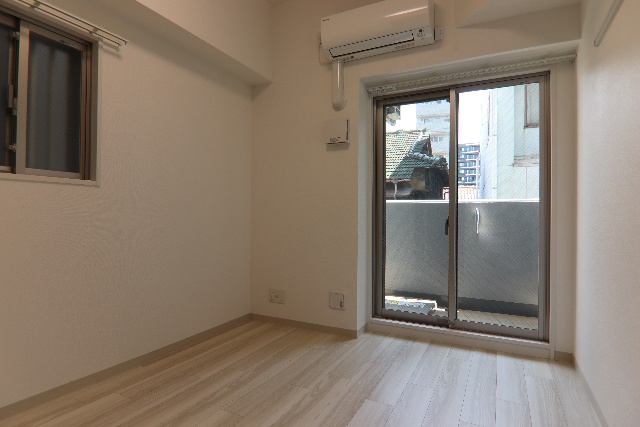 居室・リビング　※別室の参考写真の為、現況優先です。