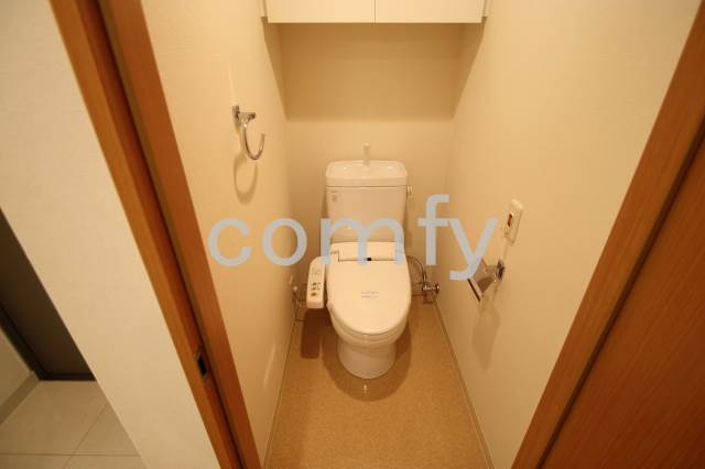 トイレ　ウォシュレット付きトイレ