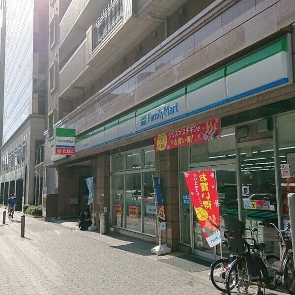 コンビニ　ファミリーマート谷町四丁目店（コンビニ）まで319m