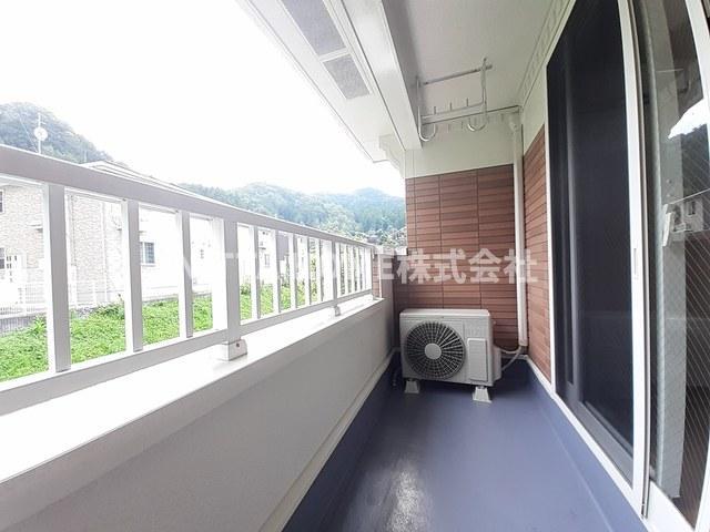 バルコニー　明るいバルコニーもありますよ(^O^)