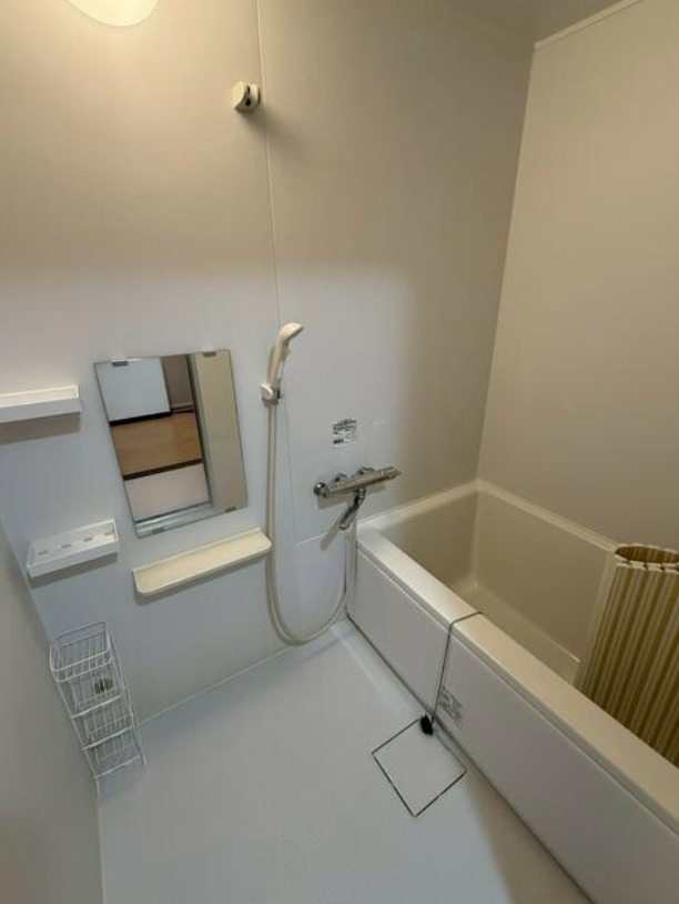 バス・シャワールーム　ゆったり過ごせるお風呂です