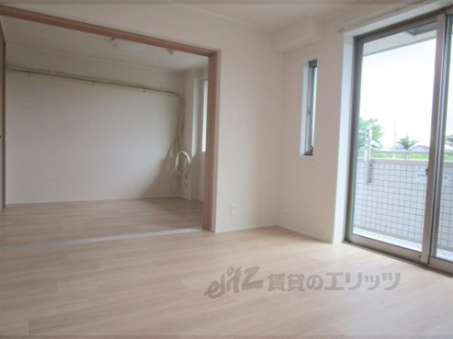 居室・リビング　リビング