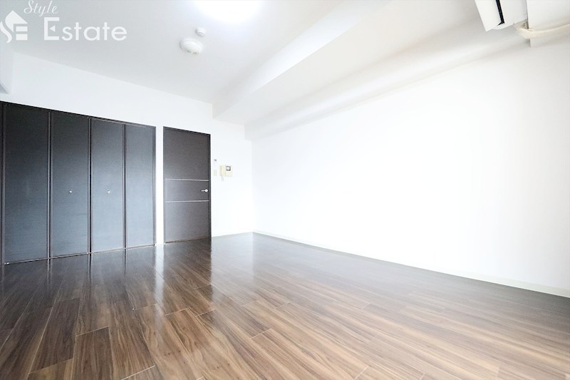 居室・リビング　内装