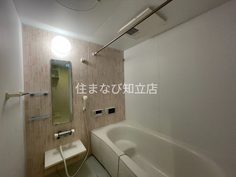 バス・シャワールーム　同型別部屋写真